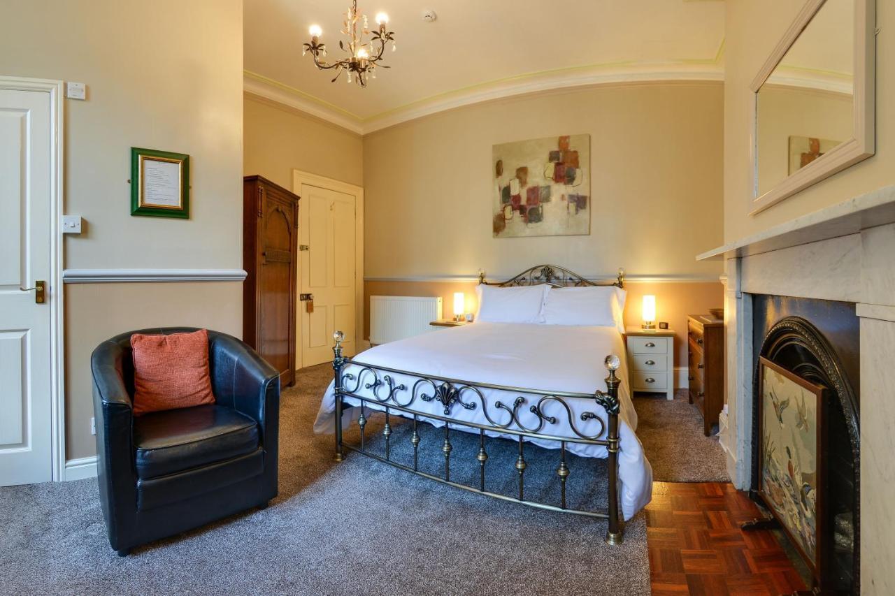Pannett House Bed & Breakfast, Beautiful Victorian Residence Уитби Экстерьер фото
