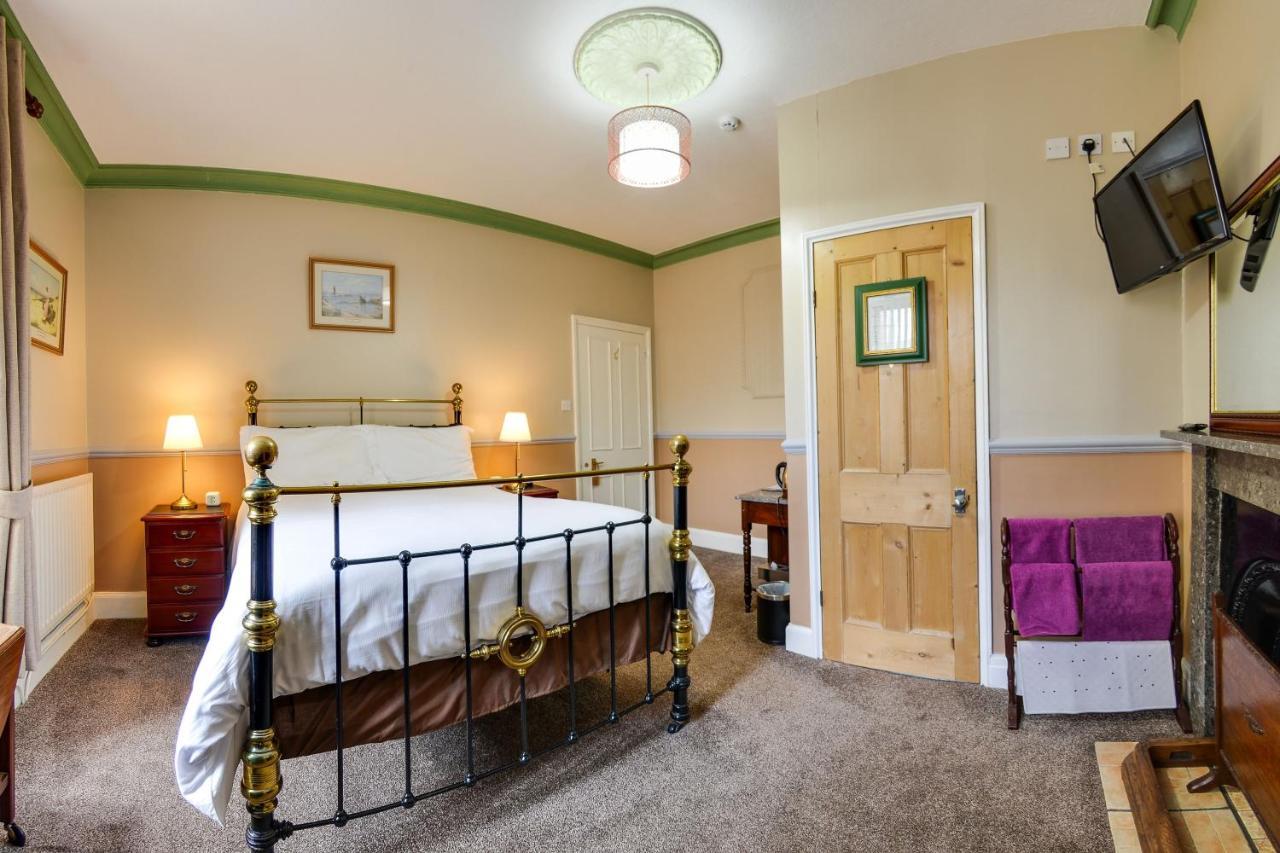 Pannett House Bed & Breakfast, Beautiful Victorian Residence Уитби Экстерьер фото