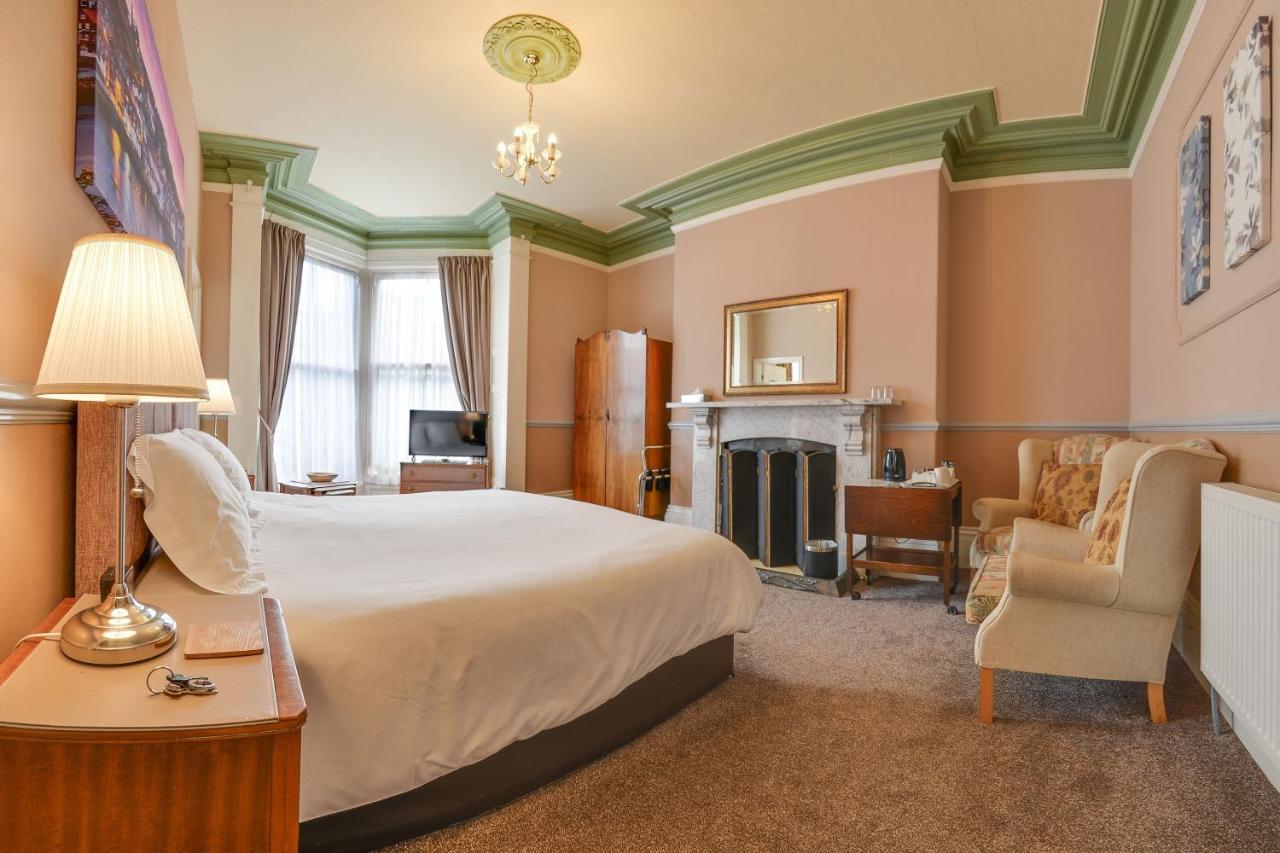 Pannett House Bed & Breakfast, Beautiful Victorian Residence Уитби Экстерьер фото